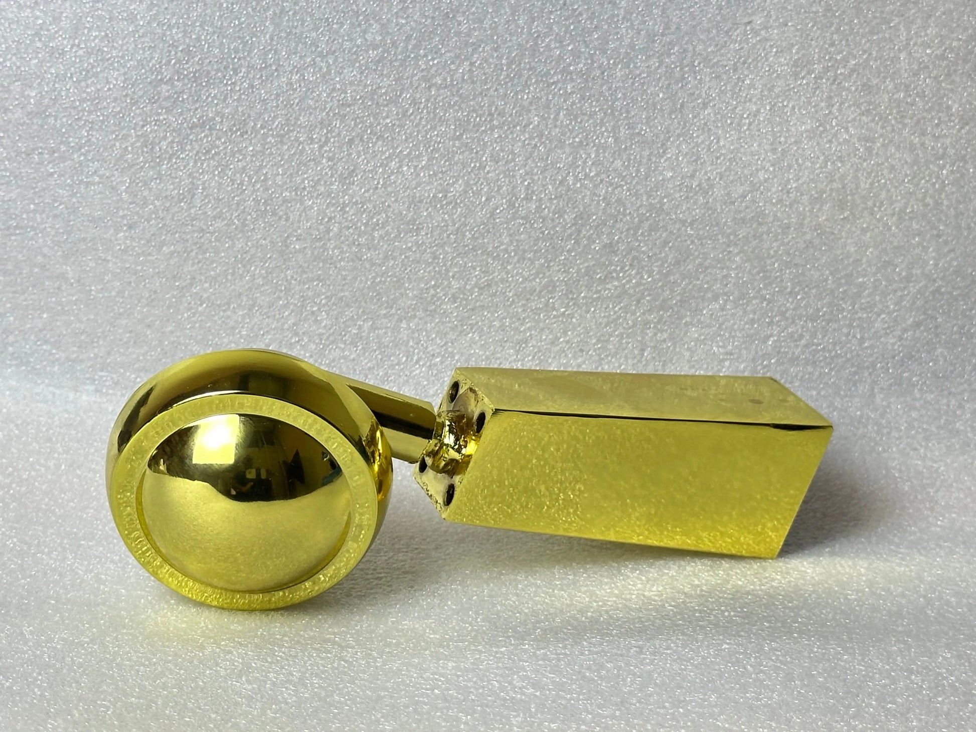 63mm Furniture Caster Swivel Zinc Alloy Polished Brass Plated Square Cup Mounting KCW Casters